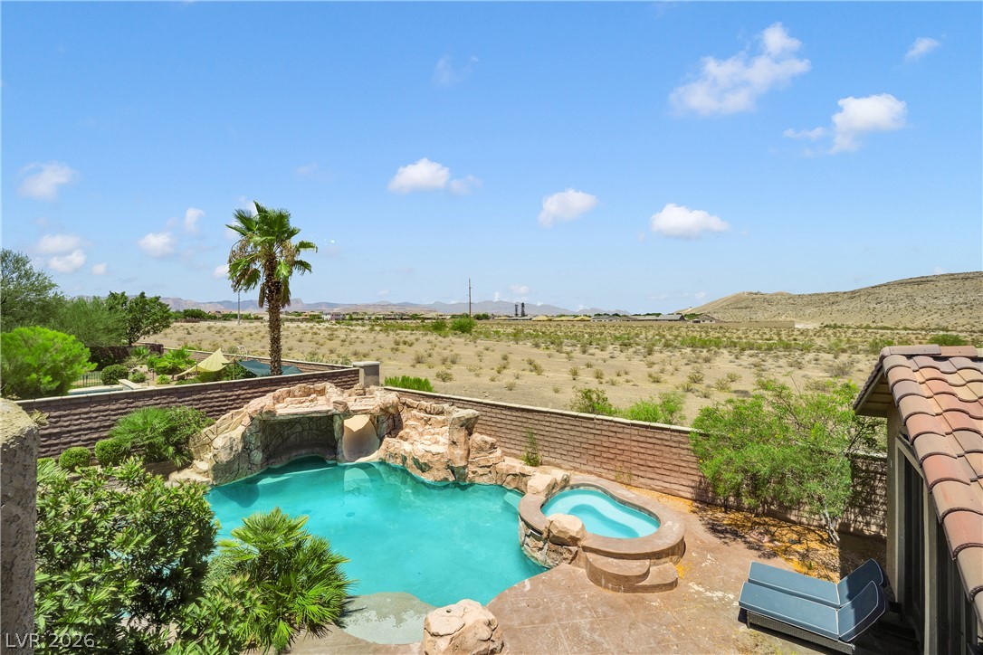 7566 Mezzanine View Avenue Las Vegas NV 89178
