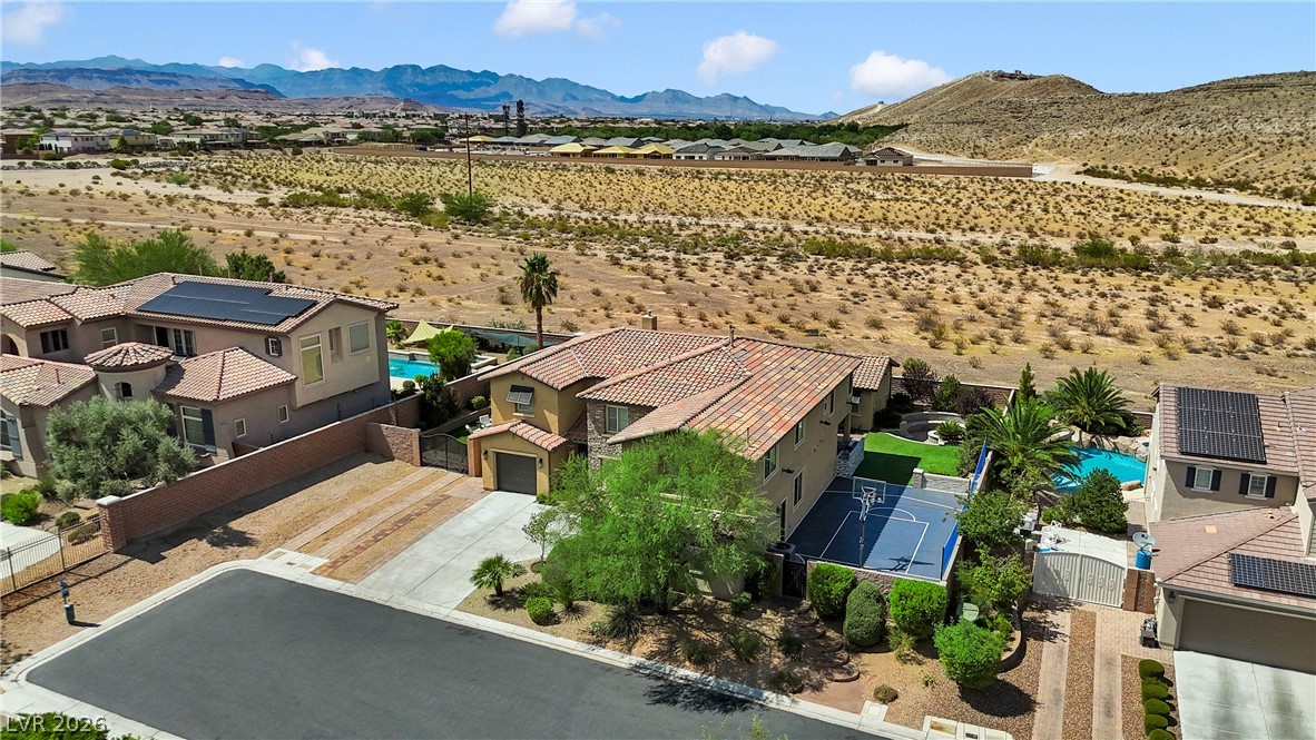 7566 Mezzanine View Avenue Las Vegas NV 89178