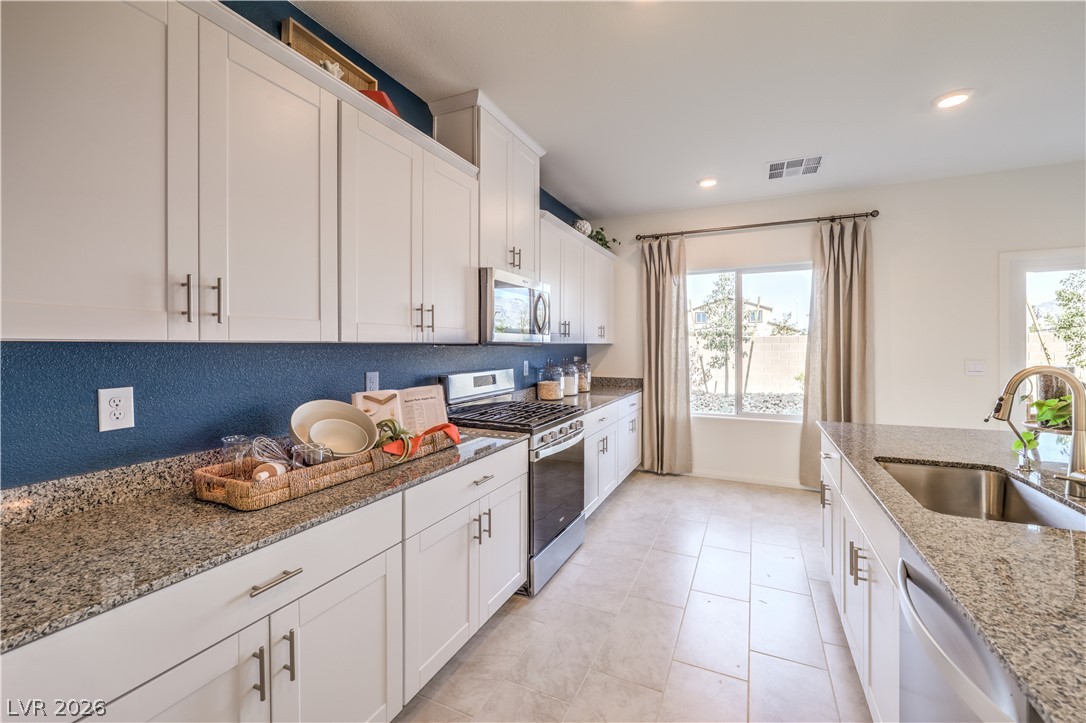 1019 Copper Robin Street Henderson NV 89011