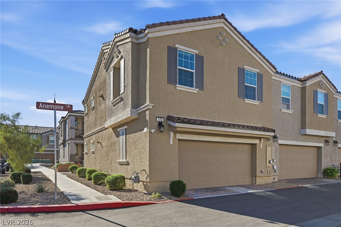 678 Anemone Lane Henderson NV 89015