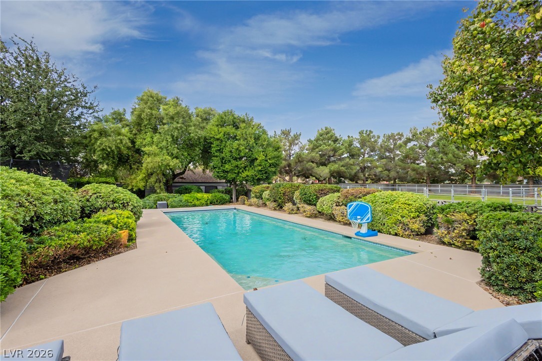 8820 Maverick Street Las Vegas NV 89131