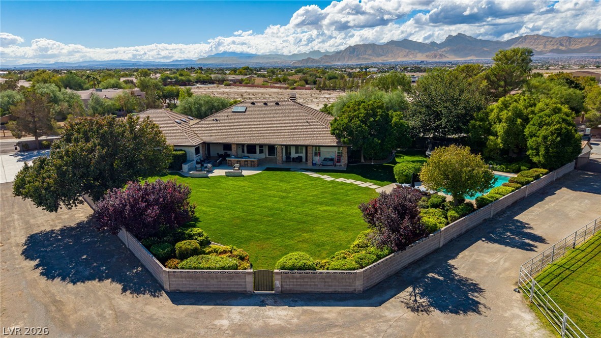 8820 Maverick Street Las Vegas NV 89131