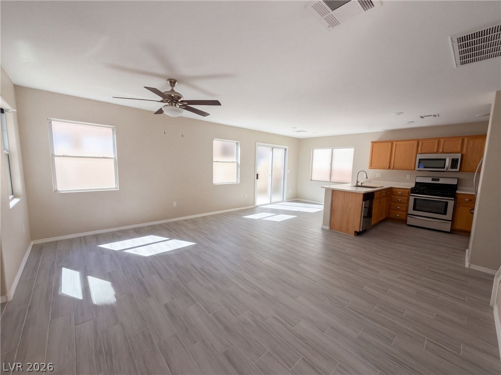 8141 Finch Feather Street Las Vegas NV 89143