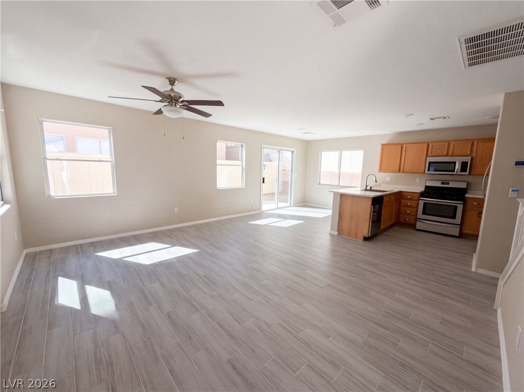 8141 Finch Feather Street Las Vegas NV 89143