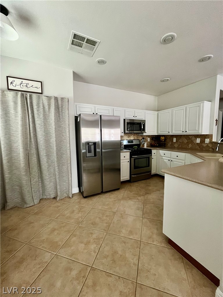 8638 Tom Noon Avenue 102 Las Vegas NV 89178