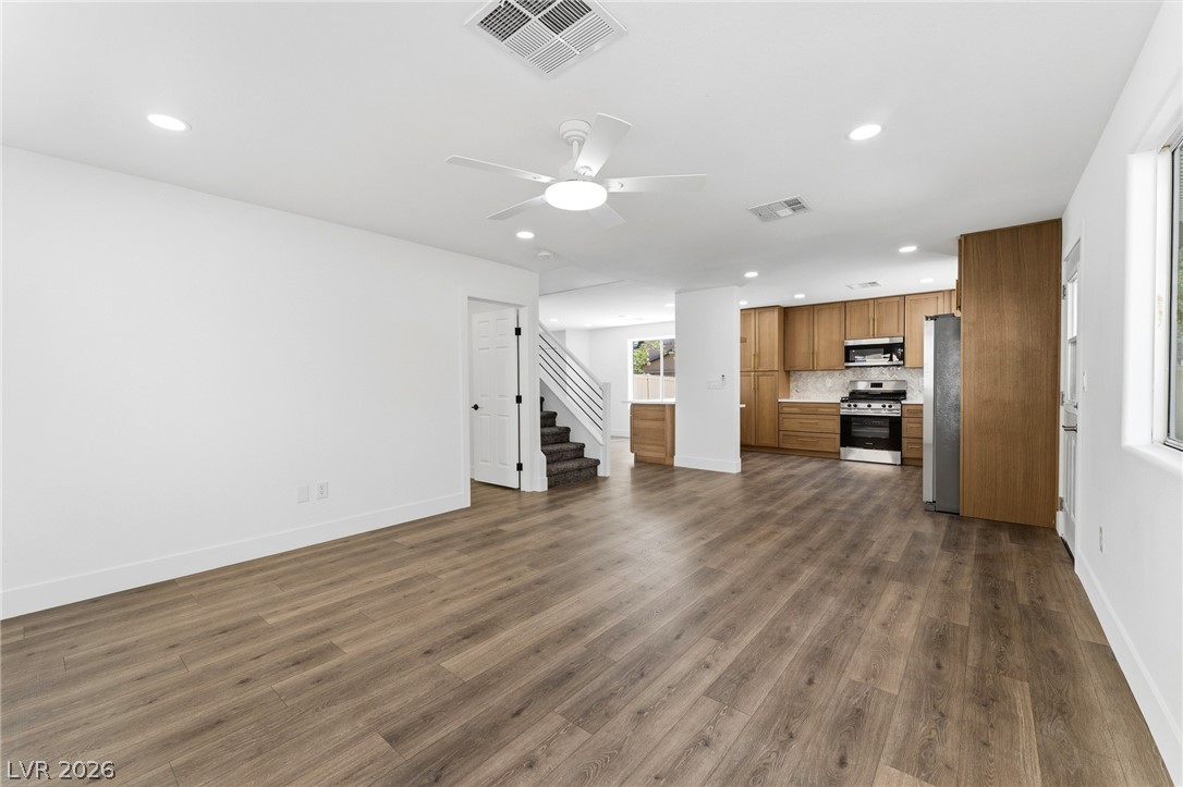 5677 Vassar Meadow Street Las Vegas NV 89148