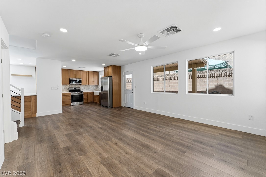 5677 Vassar Meadow Street Las Vegas NV 89148