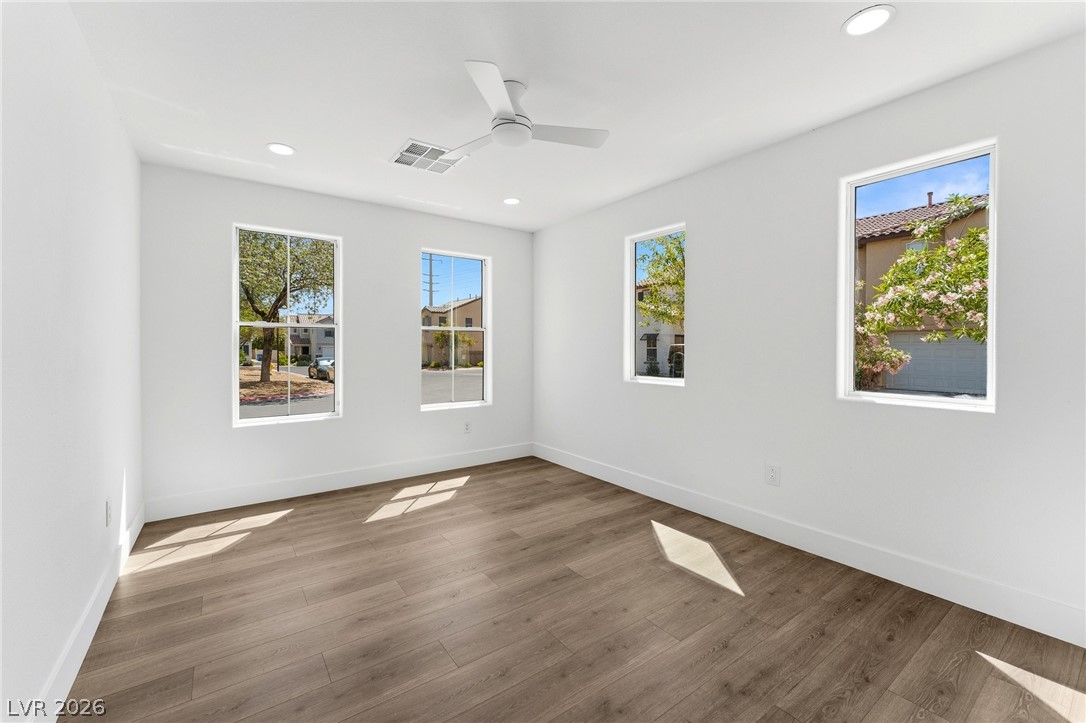 5677 Vassar Meadow Street Las Vegas NV 89148