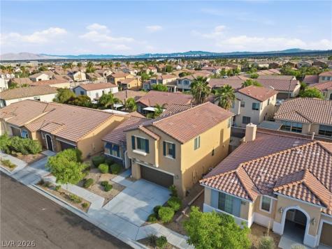 9221 Thunder Falls Court Las Vegas NV 89149