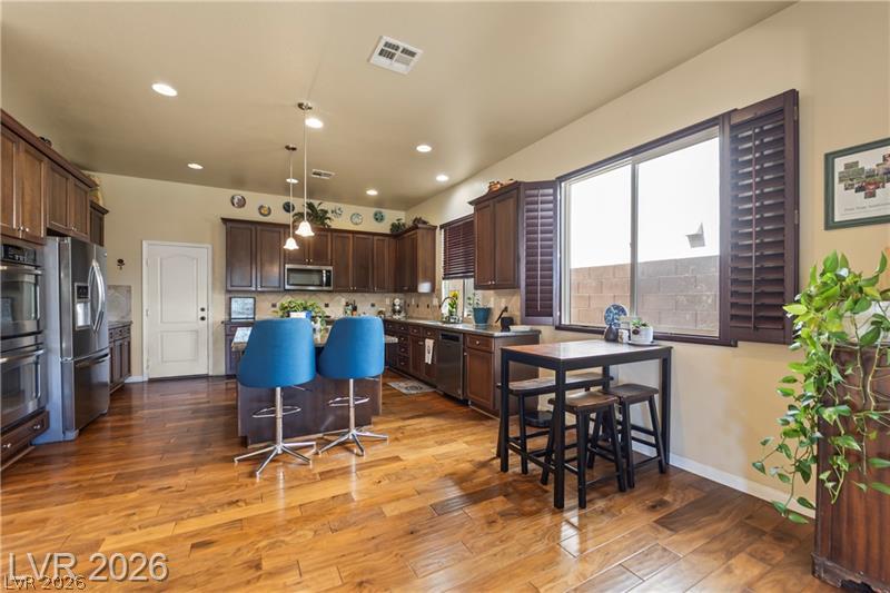 6864 Desert Island Street Las Vegas NV 89149