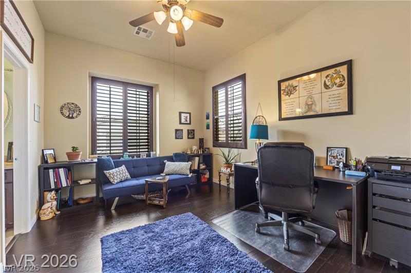 6864 Desert Island Street Las Vegas NV 89149