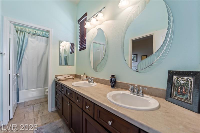 6864 Desert Island Street Las Vegas NV 89149