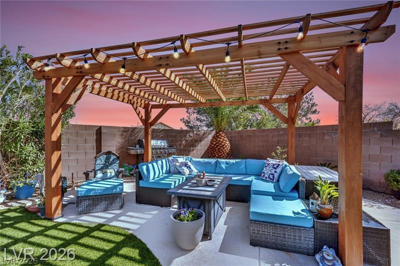 6864 Desert Island Street Las Vegas NV 89149