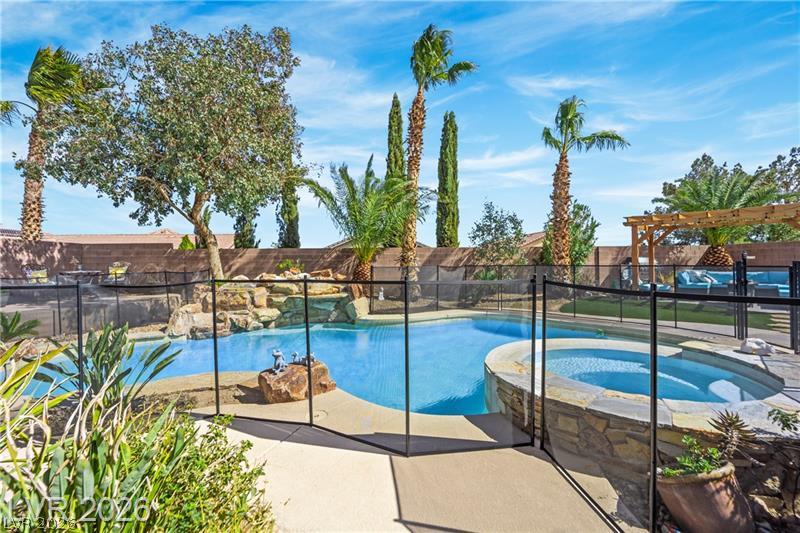 6864 Desert Island Street Las Vegas NV 89149