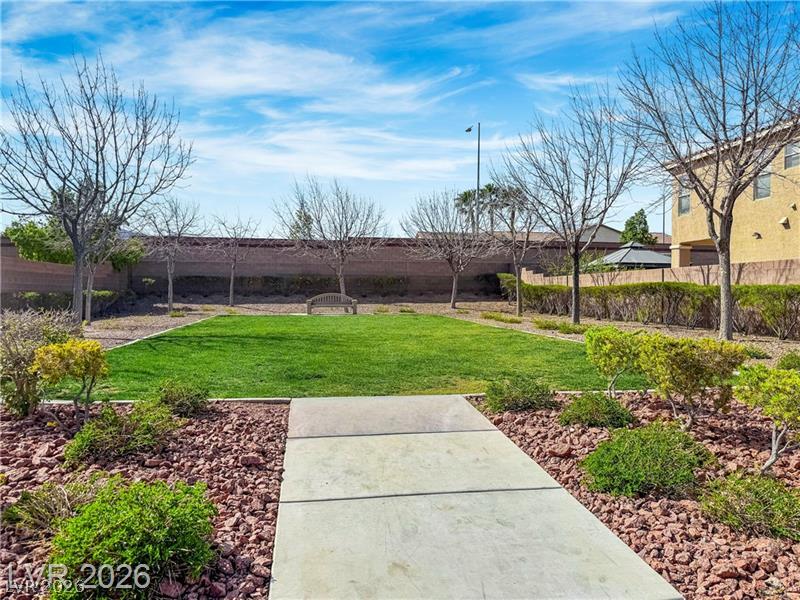 6864 Desert Island Street Las Vegas NV 89149