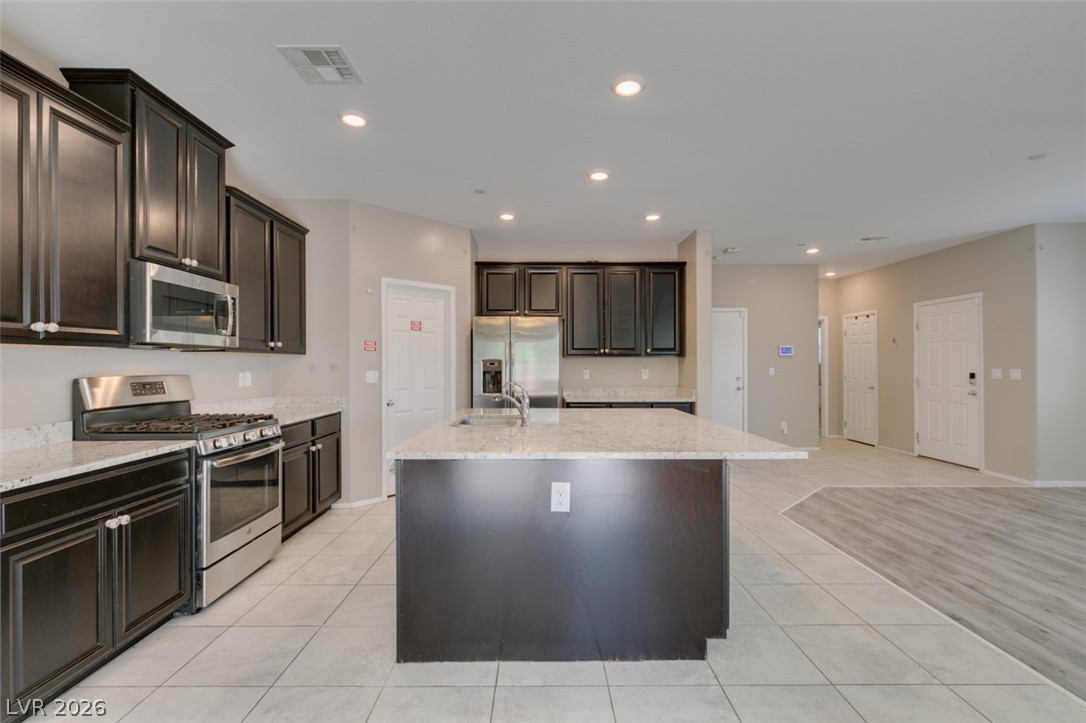 2717 Rainy Meadows Avenue North Las Vegas NV 89031