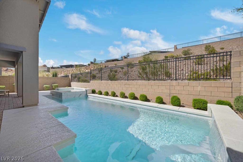 88 Reverie Heights Avenue Henderson NV 89011