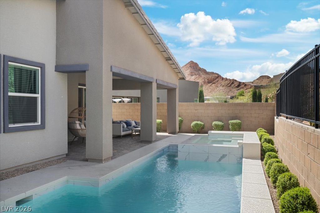 88 Reverie Heights Avenue Henderson NV 89011