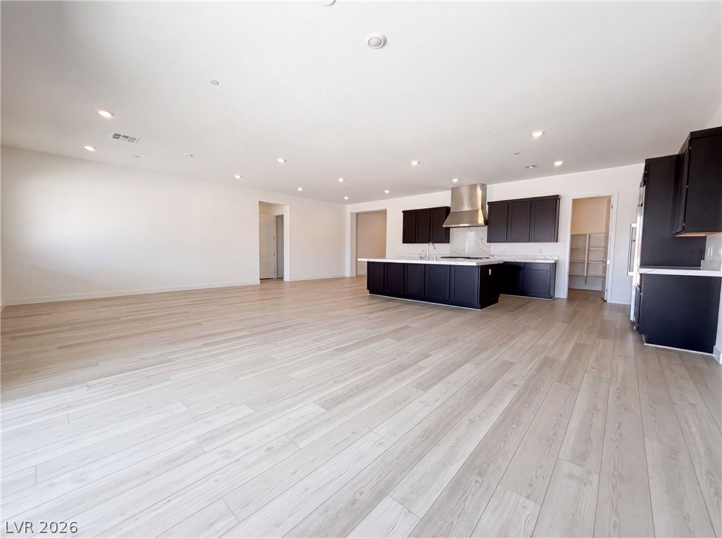 8289 Warbonnet Way Las Vegas NV 89113