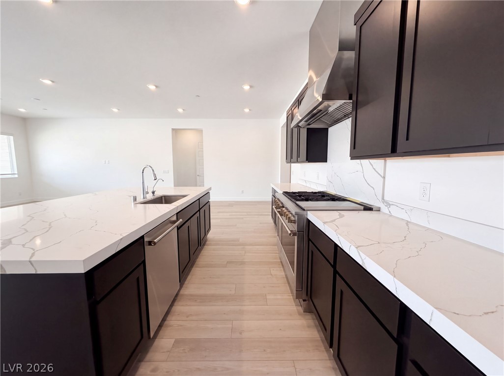 8289 Warbonnet Way Las Vegas NV 89113