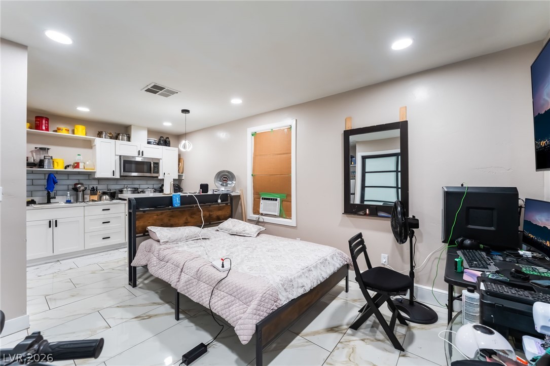 3215 Dillon Avenue North Las Vegas NV 89030
