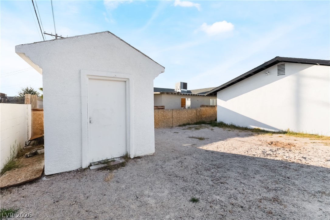 3215 Dillon Avenue North Las Vegas NV 89030