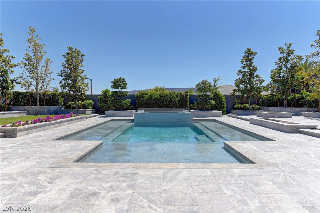 12439 Sky Bluff Court Las Vegas NV 89138
