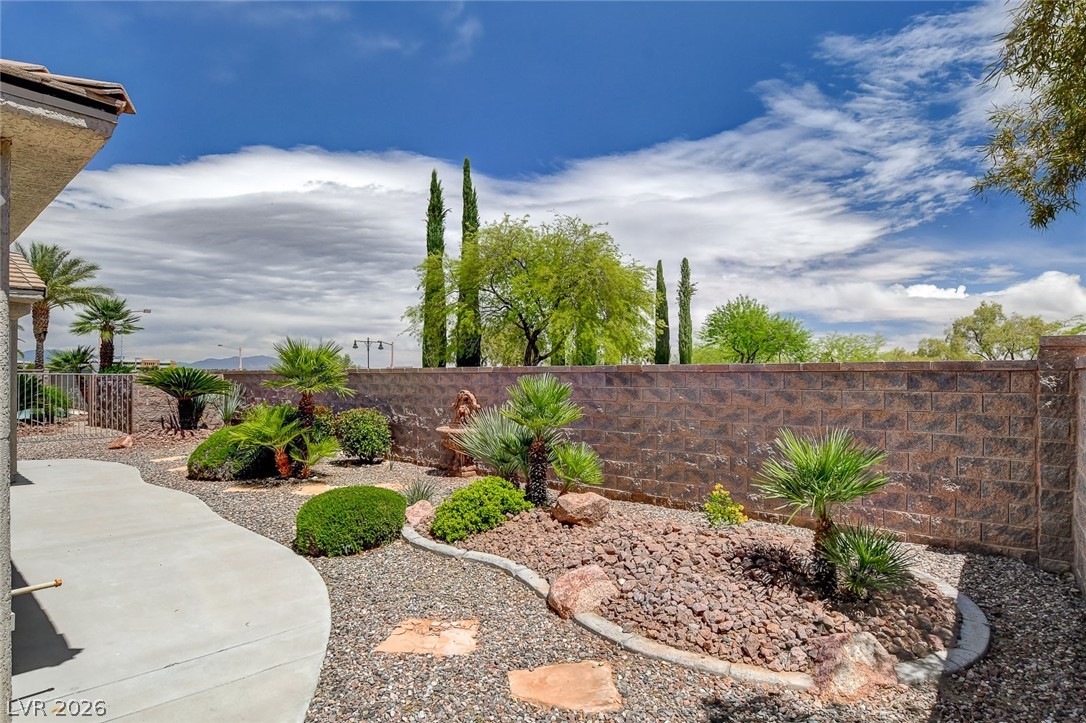 4120 Matina Bella Street Las Vegas NV 89135