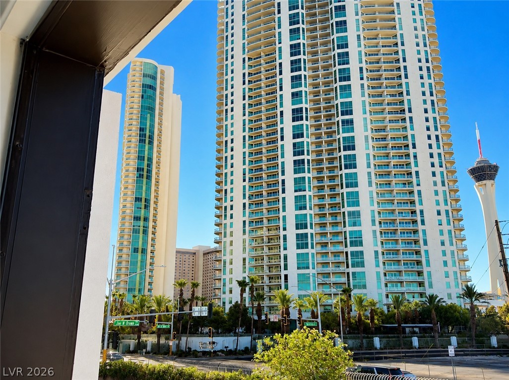 534 Tam O Shanter Las Vegas NV 89109