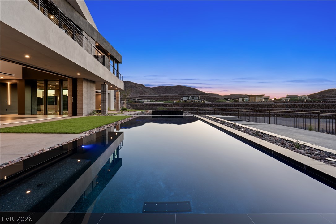 25 Boulderback Drive Henderson NV 89012