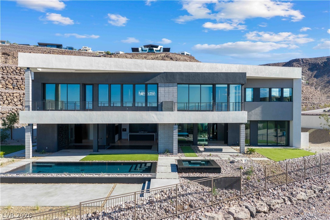 25 Boulderback Drive Henderson NV 89012