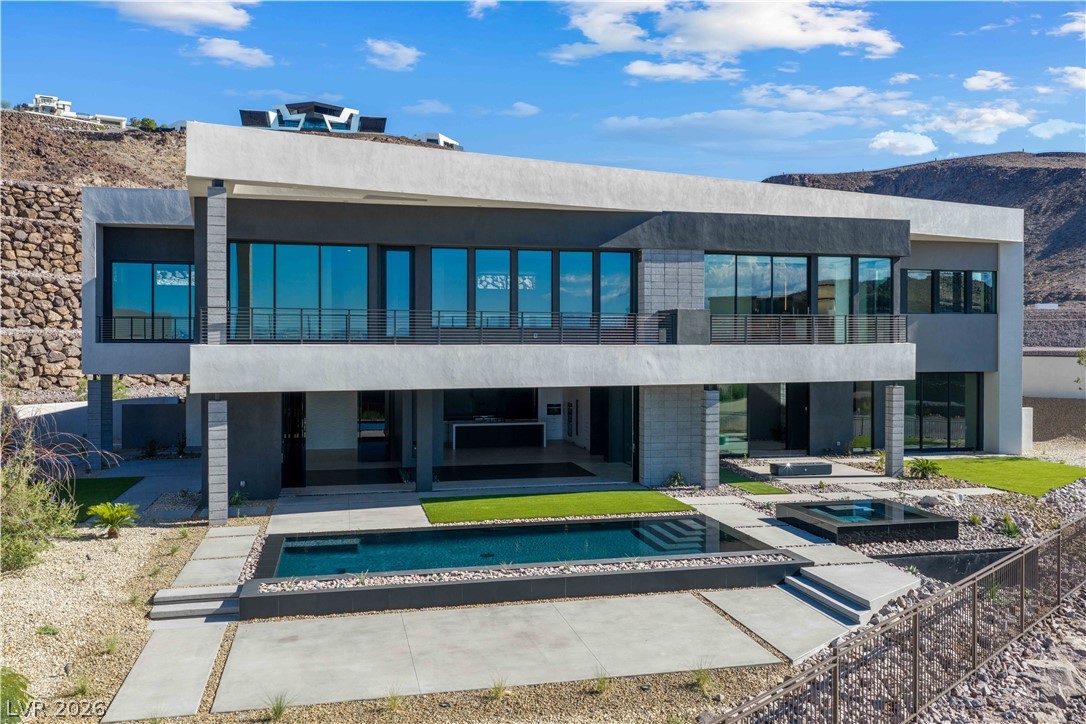 25 Boulderback Drive Henderson NV 89012