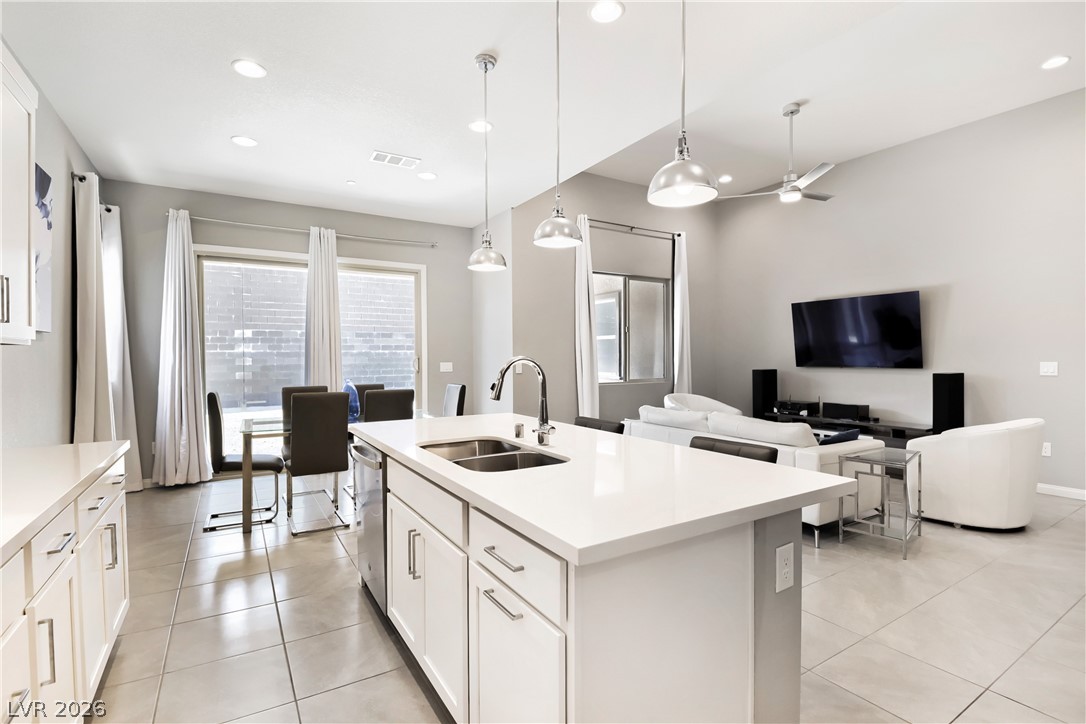 10231 Tidal Force Street Las Vegas NV 89143