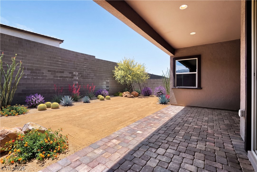 10231 Tidal Force Street Las Vegas NV 89143