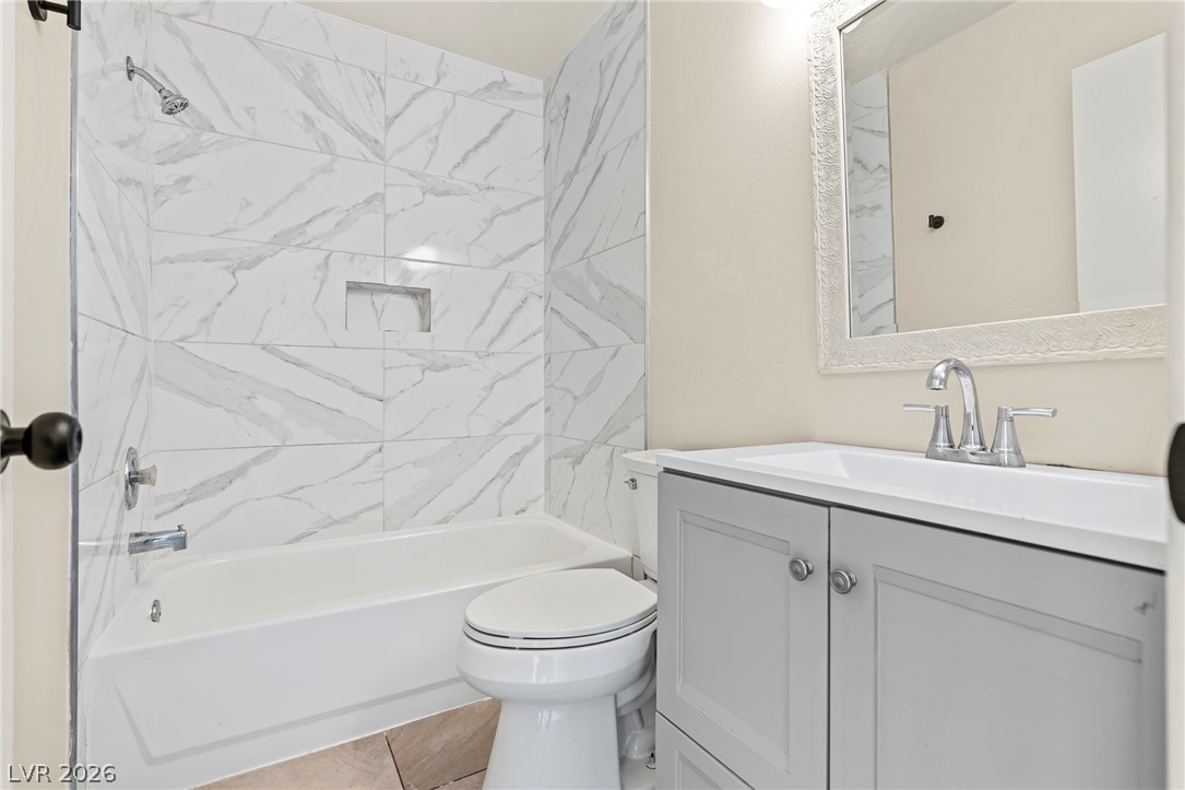2184 Raspberry Hill Road Las Vegas NV 89142
