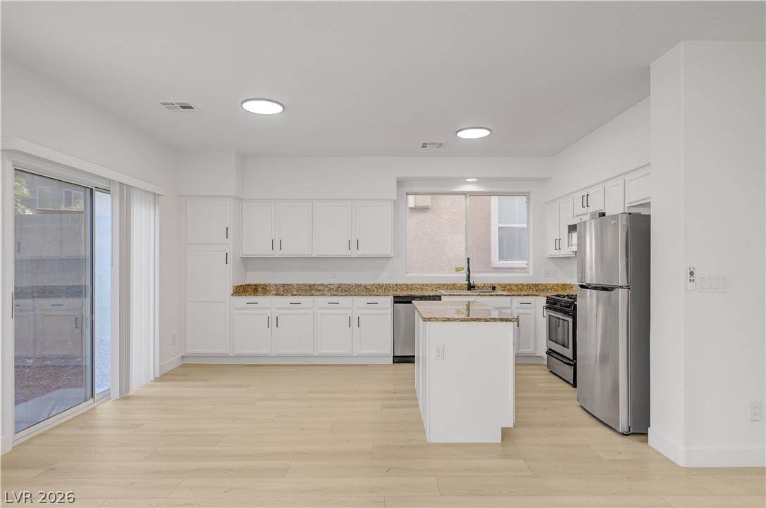 9553 Cabot Falls Avenue Las Vegas NV 89149