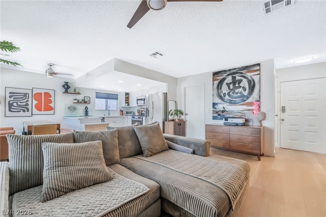 553 Zuber Avenue Henderson NV 89011