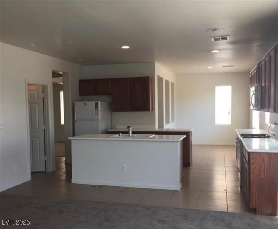 3608 Tundra Swan Street Las Vegas NV 89122