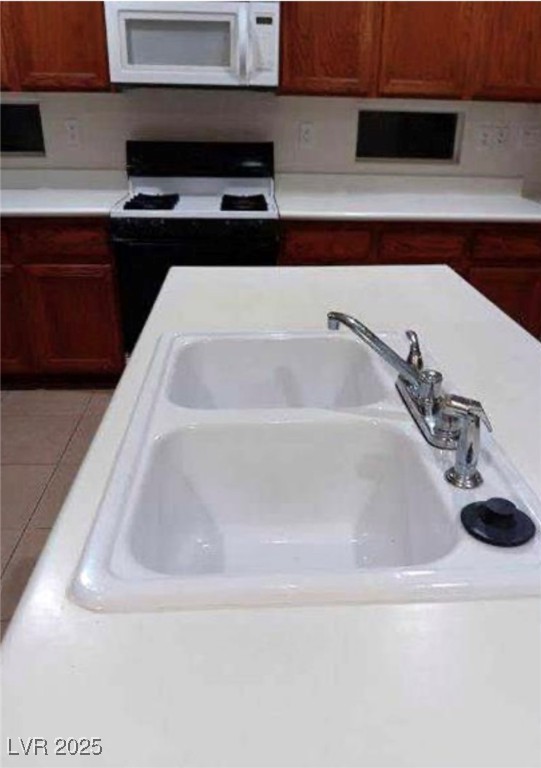 3608 Tundra Swan Street Las Vegas NV 89122