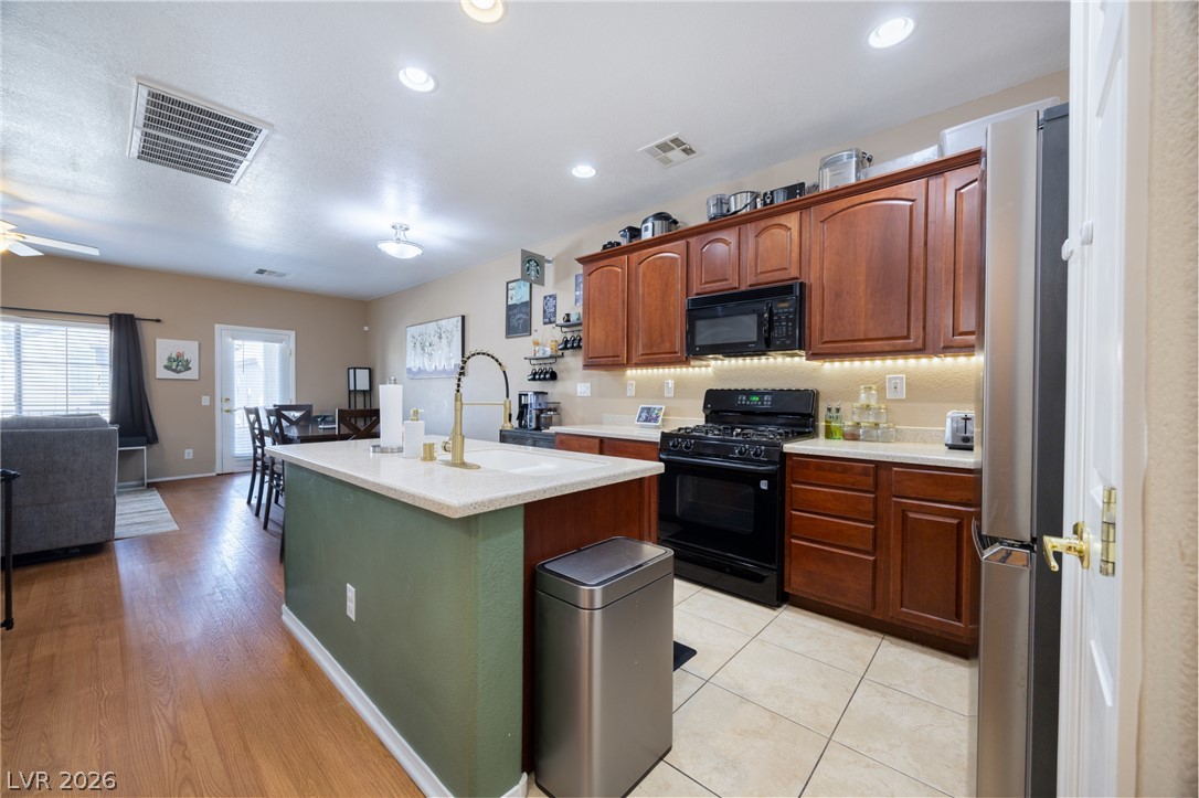 7813 Territorial Street Las Vegas NV 89149