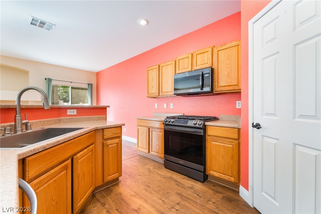 1573 Ward Frontier Lane Henderson NV 89002