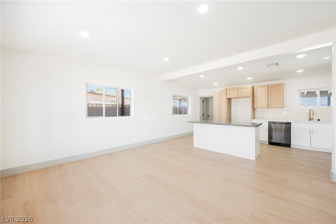 1124 Nassau Drive Las Vegas NV 89108
