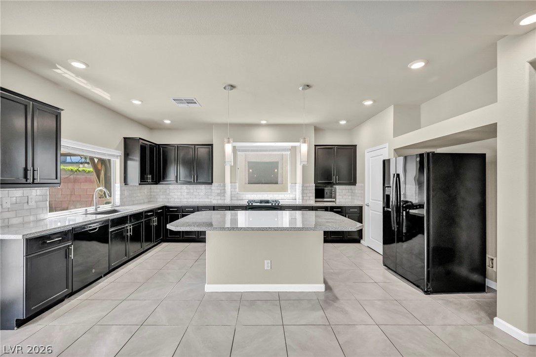 6571 Tangled Vines Avenue Las Vegas NV 89139