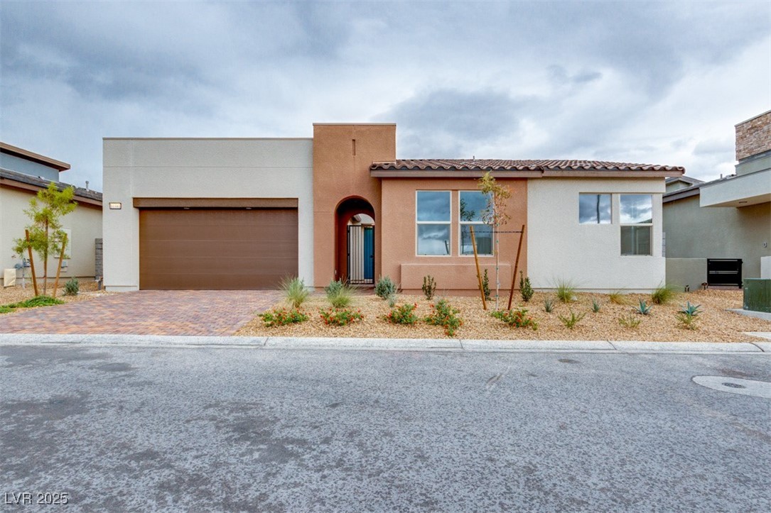 10381 Hanging Lake Street Las Vegas NV 89166