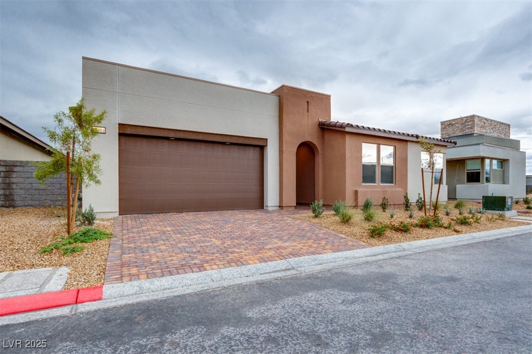 10381 Hanging Lake Street Las Vegas NV 89166