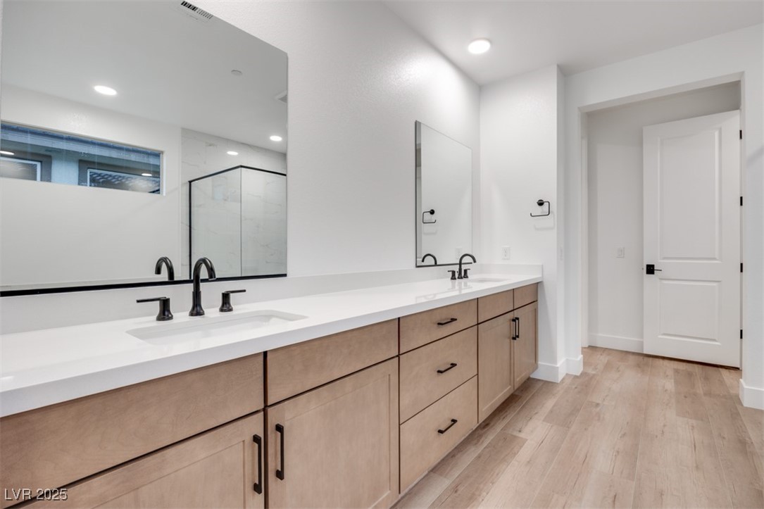 10381 Hanging Lake Street Las Vegas NV 89166