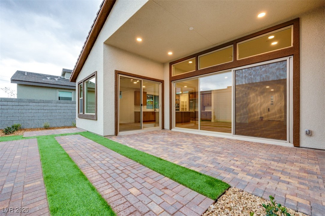 10381 Hanging Lake Street Las Vegas NV 89166