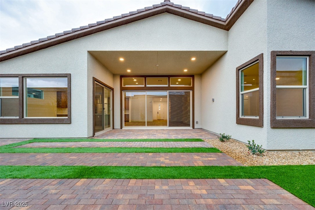 10381 Hanging Lake Street Las Vegas NV 89166