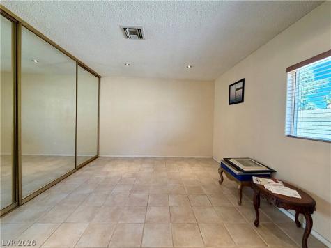 6752 Arroyo Avenue Las Vegas NV 89103