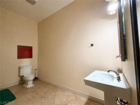 6752 Arroyo Avenue Las Vegas NV 89103